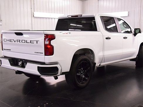 Used 2023 Chevrolet Silverado 1500 Custom w/ LPO, Dark Essentials Package image 8