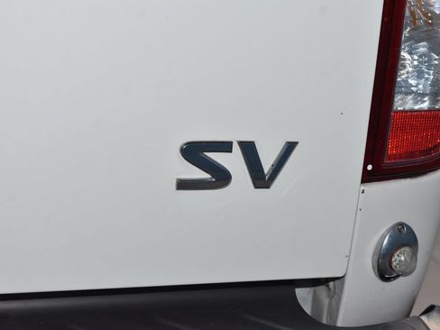 Used 2015 Nissan Frontier SV RWD image 23