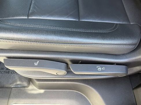 Used 2024 Chevrolet Tahoe LT image 27