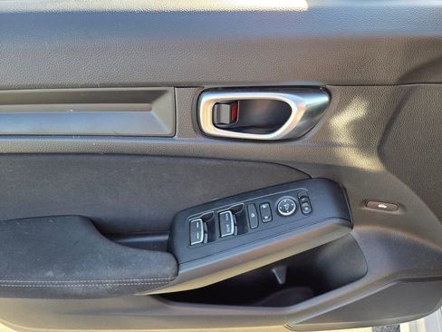 Used 2024 Honda Civic Sport image 17