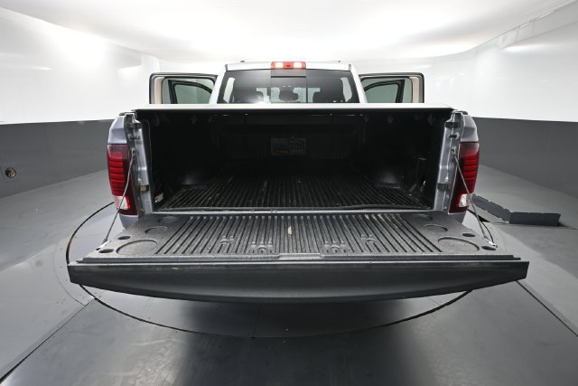 Used 2019 RAM 1500 Warlock AWD/4WD image 30