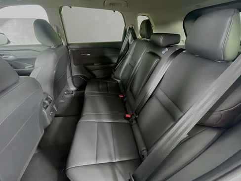 Used 2025 Nissan Rogue SV w/ SV Premium Package FWD image 15