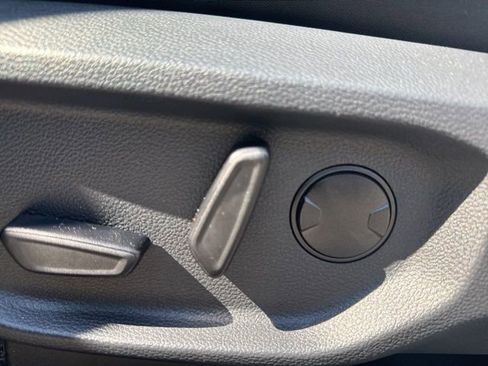 New 2026 Ford Ranger XLT w/ Equipment Group 301A High image 11