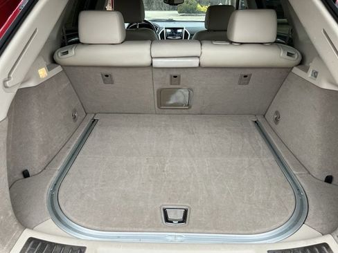 Used 2013 Cadillac SRX Luxury image 26
