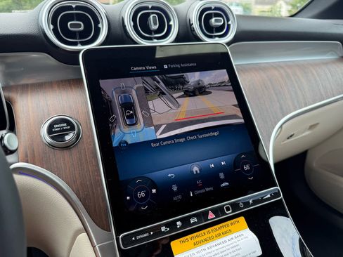 Used 2026 Mercedes-Benz GLC 350e 4MATIC image 16