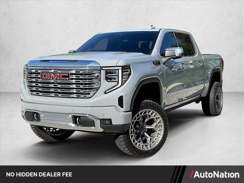 Used 2025 GMC Sierra 1500 Denali AWD/4WD image 1