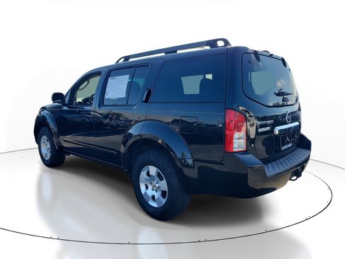 Used 2012 Nissan Pathfinder S image 6
