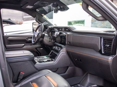 Used 2024 GMC Sierra 2500 AT4 w/ AT4 Premium Plus Package image 18