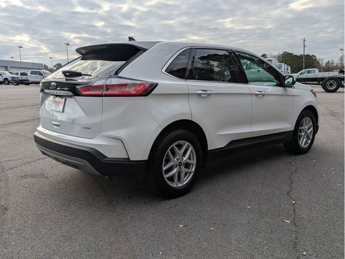 Certified 2024 Ford Edge SEL image 6