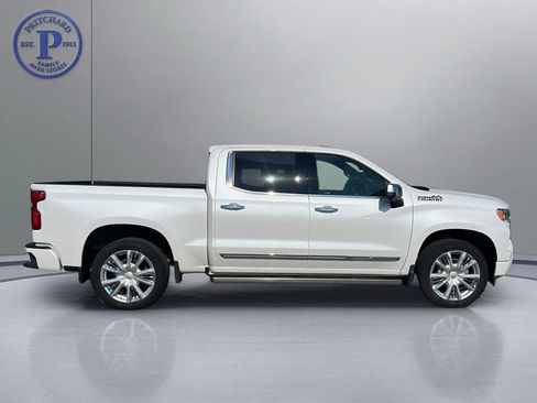 Used 2024 Chevrolet Silverado 1500 High Country AWD/4WD image 8