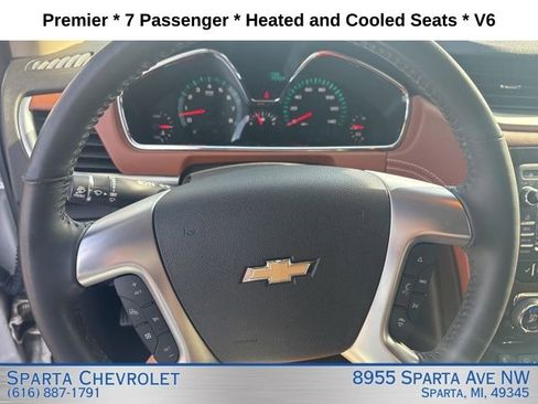 Used 2017 Chevrolet Traverse Premier FWD image 13