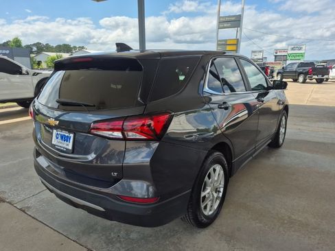 Used 2023 Chevrolet Equinox LT w/ LPO, Floor Liner Package FWD image 5