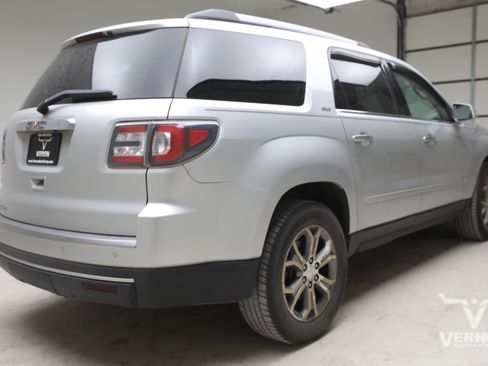 Used 2016 GMC Acadia SLT FWD image 4