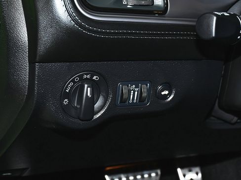 Used 2023 Dodge Challenger R/T Scat Pack image 17