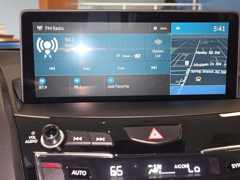 Used 2023 Acura RDX w/ Technology Package image 16