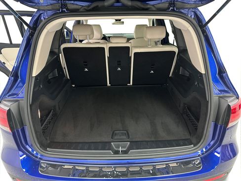 Used 2022 Mercedes-Benz GLB 250 4MATIC w/ Premium Package Lite image 11