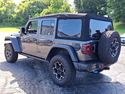 Used 2023 Jeep Wrangler Unlimited Rubicon 4xe w/ Cold Weather Group AWD/4WD image 22