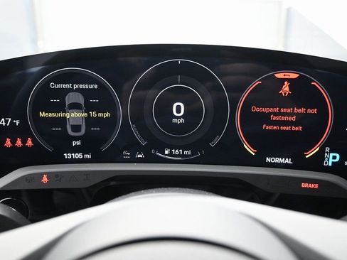 Used 2022 Porsche Taycan image 15