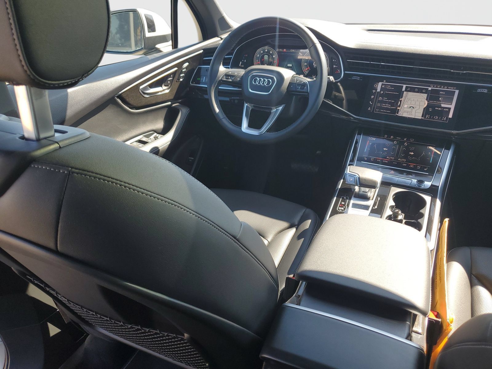 Used 2026 Audi Q7 3.0T Premium Plus w/ Premium Plus Package AWD/4WD image 11