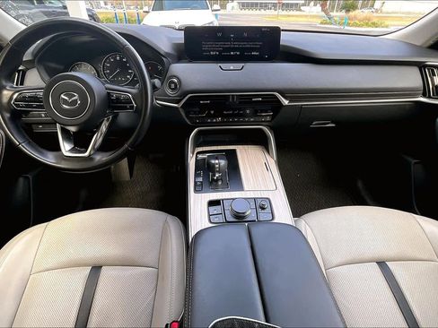 Used 2024 MAZDA CX-90 3.3 Turbo w/ Preferred Package image 16