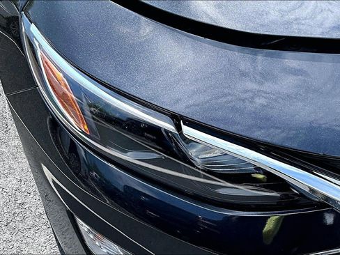 Used 2023 Chevrolet Malibu LT FWD image 25
