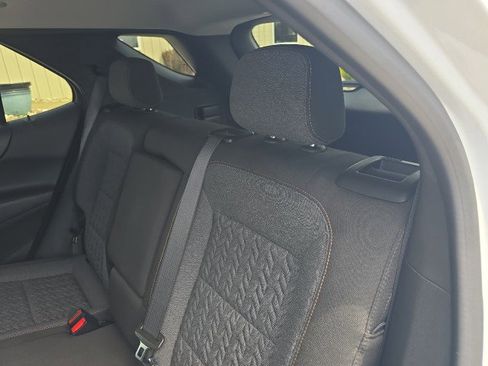 Used 2023 Chevrolet Equinox LT AWD/4WD image 35