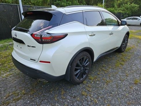 Used 2023 Nissan Murano SV w/ SV Midnight Edition Package image 8