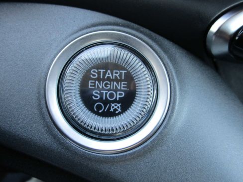 New 2024 FIAT 500 e (RED) image 23