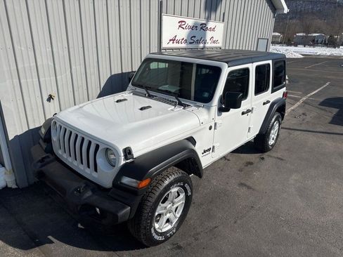 Used 2022 Jeep Wrangler Unlimited Sport image 15