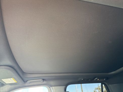 Used 2021 Ford Expedition Max XLT image 12