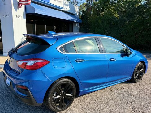 Used 2017 Chevrolet Cruze Premier FWD image 20