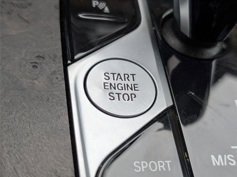 Used 2022 BMW X5 sDrive40i image 25