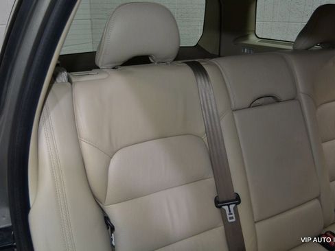 Used 2010 Volvo XC70 3.2 image 22