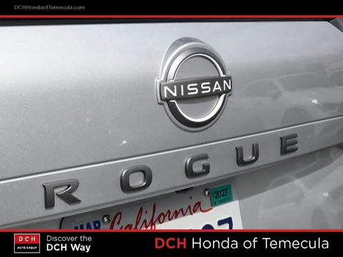 Used 2025 Nissan Rogue SV FWD image 7