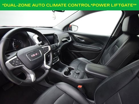 Used 2024 GMC Terrain SLT image 9