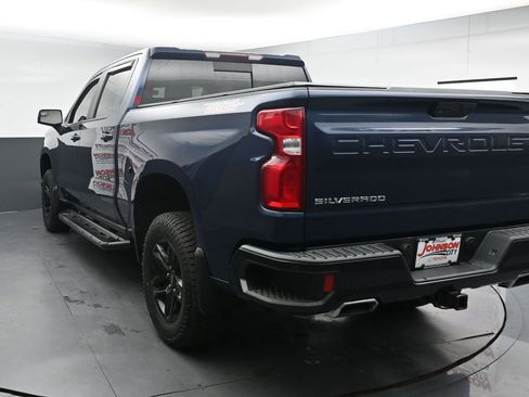 Used 2019 Chevrolet Silverado 1500 LT Trail Boss AWD/4WD image 6