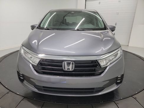 Certified 2024 Honda Odyssey EX-L image 2