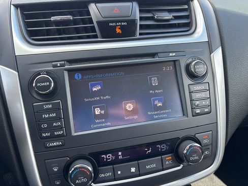 Used 2016 Nissan Altima 2.5 SL w/ 2.5 Technology w/LED Package FWD image 24