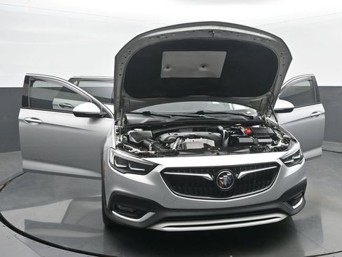 Used 2019 Buick Regal Essence w/ Driver Confidence Package I AWD/4WD image 81