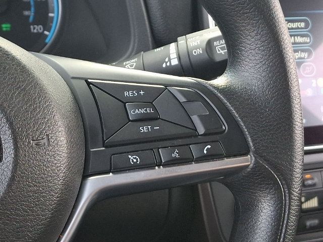 Used 2025 Nissan Leaf S FWD image 8