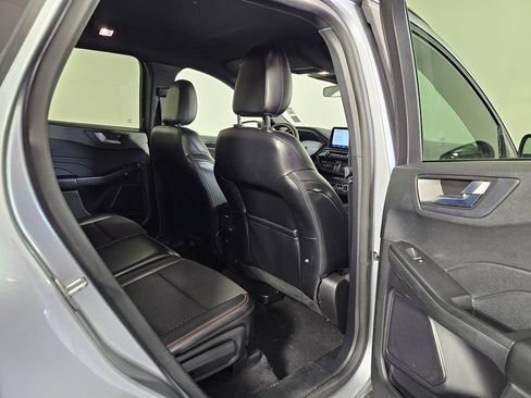 Used 2023 Ford Escape ST-Line AWD/4WD image 13