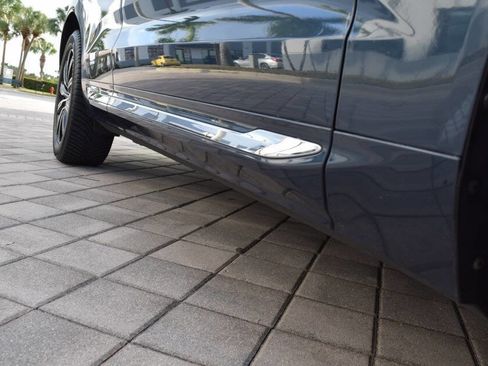 Used 2018 Volvo XC60 T5 Inscription w/ Luxury Seat Package image 29