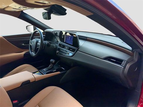 Used 2025 Lexus ES 350 w/ Premium Package image 14