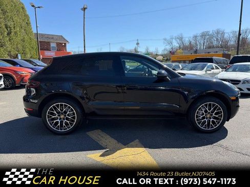 Used 2018 Porsche Macan S image 9