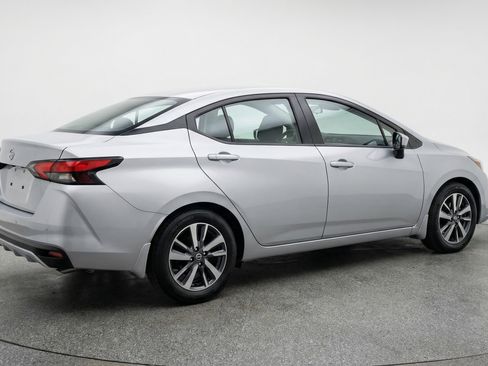 Used 2025 Nissan Versa SV FWD image 9