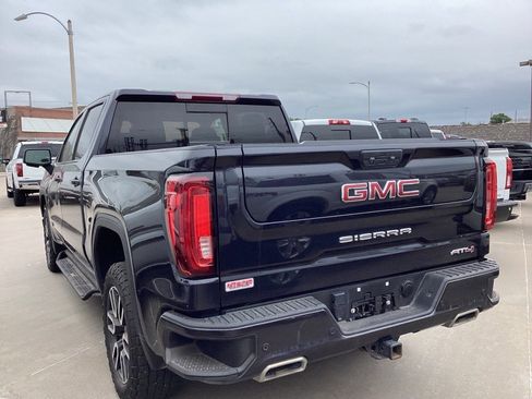 Used 2023 GMC Sierra 1500 AT4 w/ AT4 Preferred Package image 4