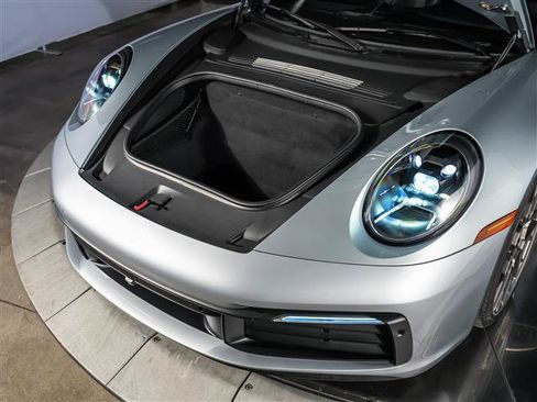 Certified 2021 Porsche 911 Carrera RWD image 16