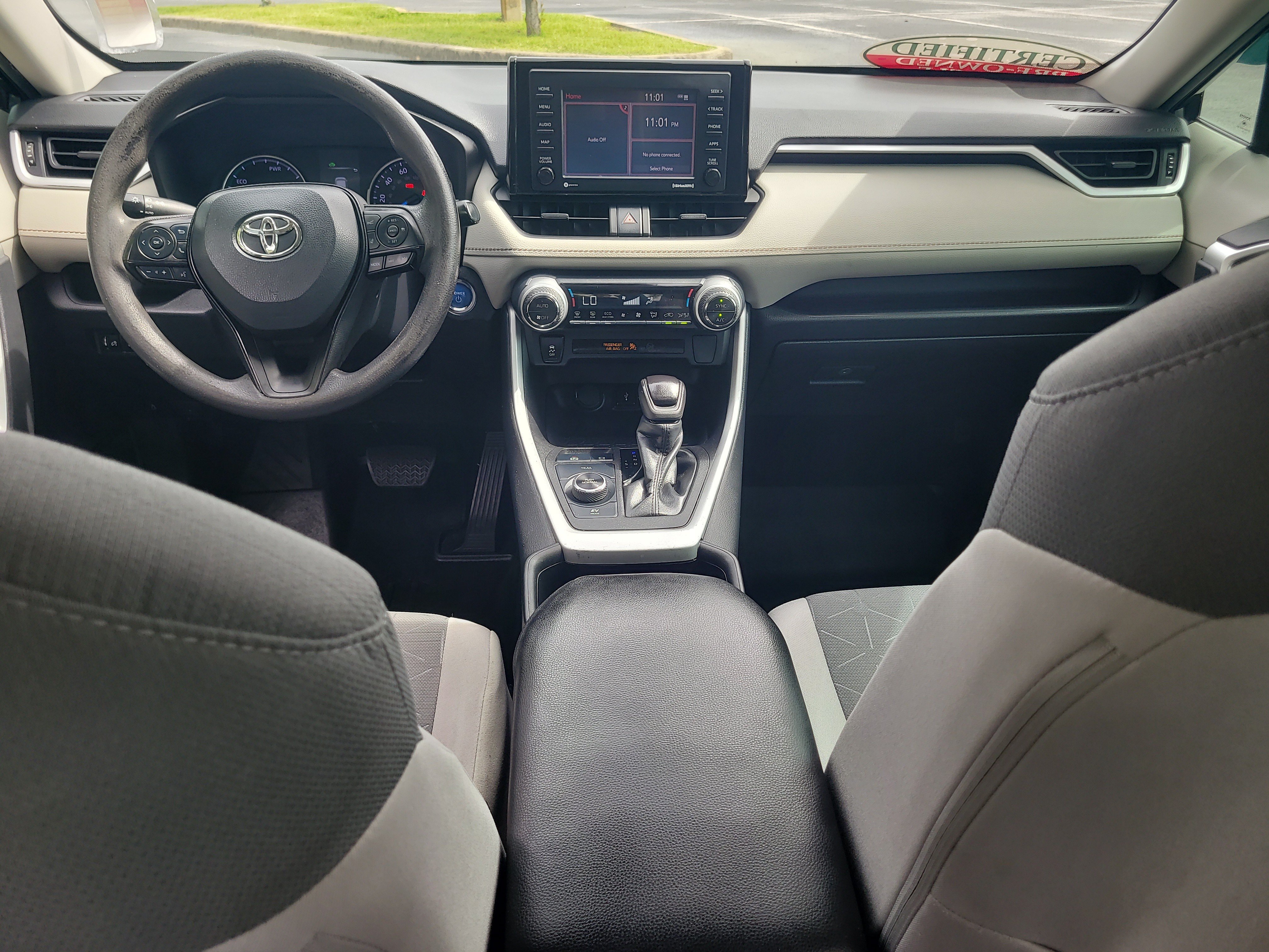Used 2022 Toyota RAV4 XLE AWD/4WD image 15