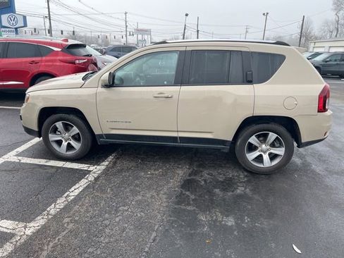 Used 2017 Jeep Compass High Altitude image 10