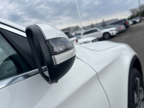 Certified 2022 Mercedes-Benz GLC 300 4MATIC w/ Premium Package Lite image 18